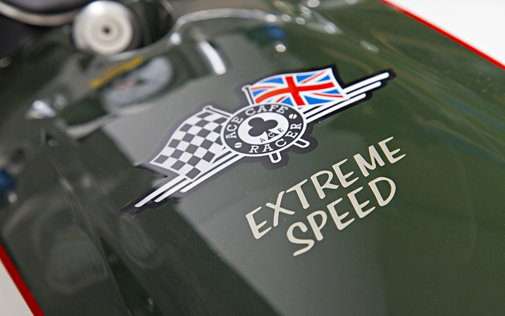 XTR Pepo: кастом Triumph Speed Triple Extreme Speed