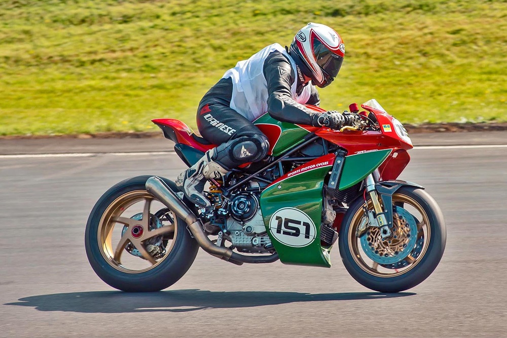 Мотоцикл Ducati Monster S4R MH Tribute