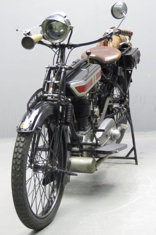 Старинный мотоцикл Rover 1919